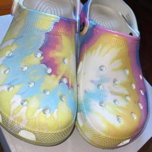 Women’s crocs